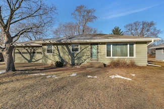 1009 22nd Ave N, Saint Cloud, MN 56303