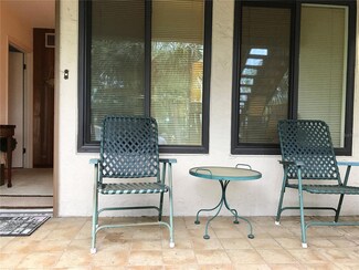 1 Lake Hollingsworth Dr Unit 5, Lakeland, FL 33803