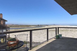 41 Pelican Dr, Watsonville, CA 95076