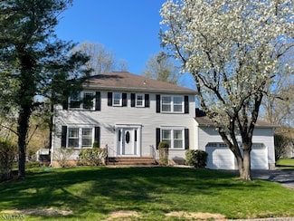 193 Beekman Ln, Hillsborough, NJ 08844