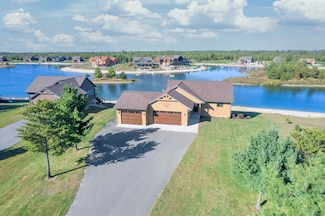 W5550 Island Lake Dr, Germantown, WI 53950