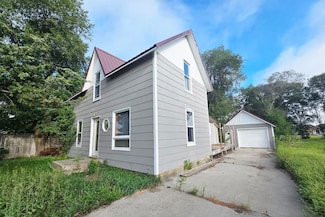 523 W 3rd St, Miller, SD 57362