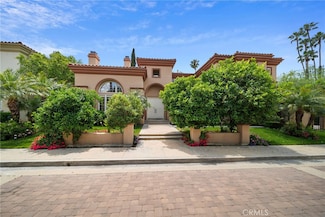 15850 Seville Ln, Encino, CA 91436