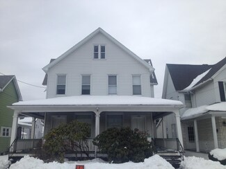 138-140 E Taylor St, Taylor, PA 18517
