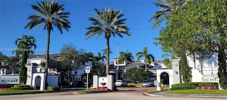 705 SW 148th Ave Unit 210, Davie, FL 33325