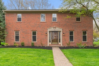 1541 Bridgeton Dr, Columbus, OH 43220