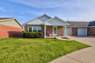 1014 Lincoln Dr, Tipton, IN 46072