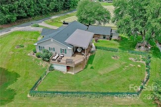 1115 Goughes Branch Rd, Leicester, NC 28748