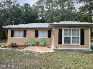 611 9th Ave, Welaka, FL 32193