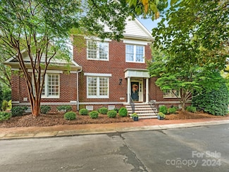 2602 Windsor Crescent Ct, Charlotte, NC 28226