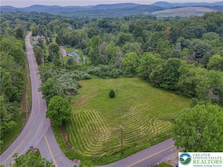 79 Green Pond Rd, White, NJ 07823