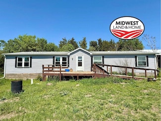 1938 3rd Rd, Linn, KS 66953