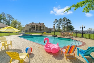 2906 Penninsula Point, Montgomery, TX 77356