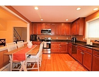 49 Seafoam Ave, Winthrop, MA 02152