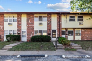 7417 Hazelcrest Dr Unit 343, Hazelwood, MO 63042