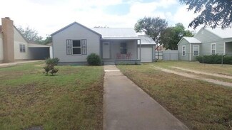 605 N 3rd St, Ballinger, TX 76821