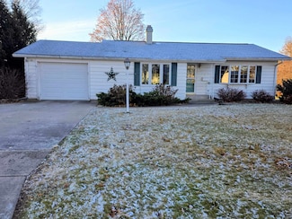 29 Lawndale Ave, Ripon, WI 54971