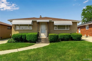 74 Lydia Ln, Buffalo, NY 14225