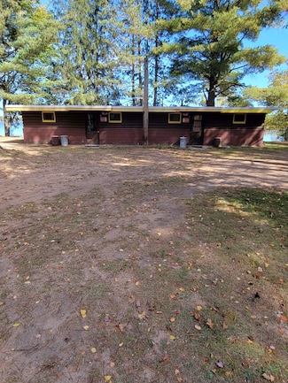 W6082 Duck Point Ln, Tomahawk, WI 54487