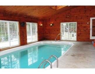 8 Brian Ln, East Falmouth, MA 02536