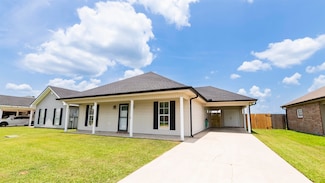 369 Daralyn Dr, Houma, LA 70363