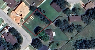 1117 Iris Crescent, Floresville, TX 78114