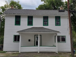 652 Bower Hill Rd, Bridgeville, PA 15017