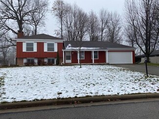 1543 Silver Lake Dr, Bucyrus, OH 44820