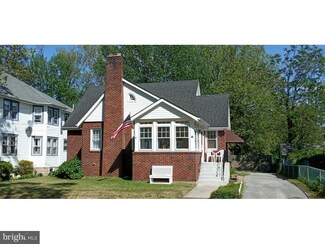 15 Delaware Ave, Penns Grove, NJ 08069
