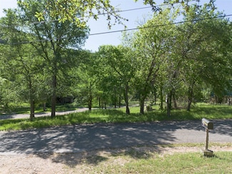 17709 Sandy Ln, Jonestown, TX 78645