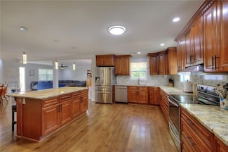 2944 Berry Rd, Loganville, GA 30052