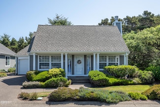 6015 SW Arbor Dr, South Beach, OR 97366