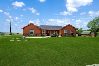 5445 Dreibrodt Rd, San Marcos, TX 78666