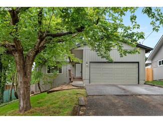 345 S 11th St, Saint Helens, OR 97051