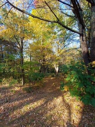 2 Apple Rd, Brimfield, MA 01010