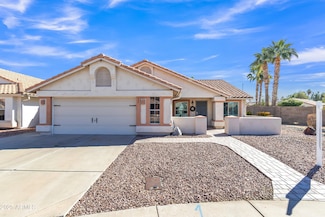 557 S Dodge St, Gilbert, AZ 85233