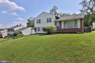 2870 Woodland Rd, Abington, PA 19001