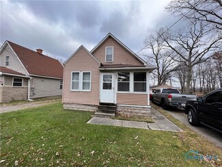 916 Bassett St, Toledo, OH 43611
