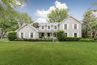 716 Brighton Dr, Wheaton, IL 60189