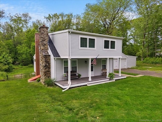 10 3rd Ave, Higganum, CT 06441