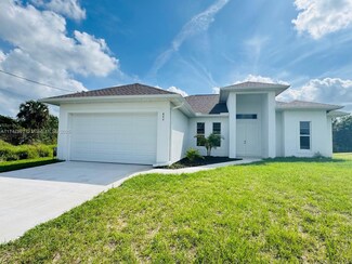 3611 56th St W, Lehigh Acres, FL 33971