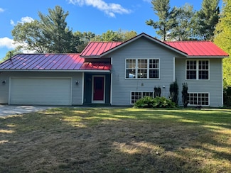 13711 Stanton St, West Olive, MI 49460