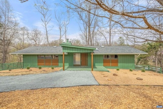 108 Northwest Ln, Charlottesville, VA 22911