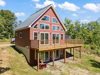 152 Johnson Rd, New Vineyard, ME 04956