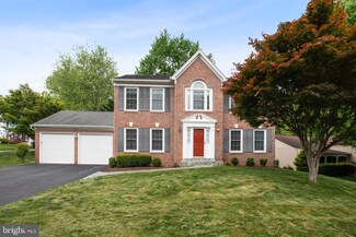 4308 Poplar Forest Ct, Chantilly, VA 20151