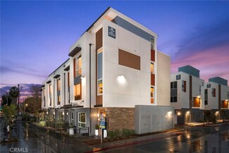 1810 E 1st St Unit 100, Santa Ana, CA 92705