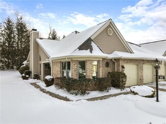 702 Hunt Club Dr Unit 702, Greensburg, PA 15601