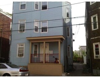 43 Maverick St, Chelsea, MA 02150