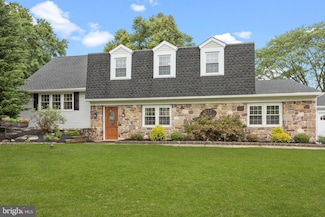 872 Kilby Dr, Yardley, PA 19067
