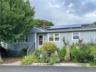 74 Lubec St, Providence, RI 02904